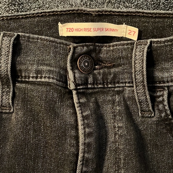 Skinny Levi Strauss jeans dark grey wash size W27 L30 - Picture 3 of 6